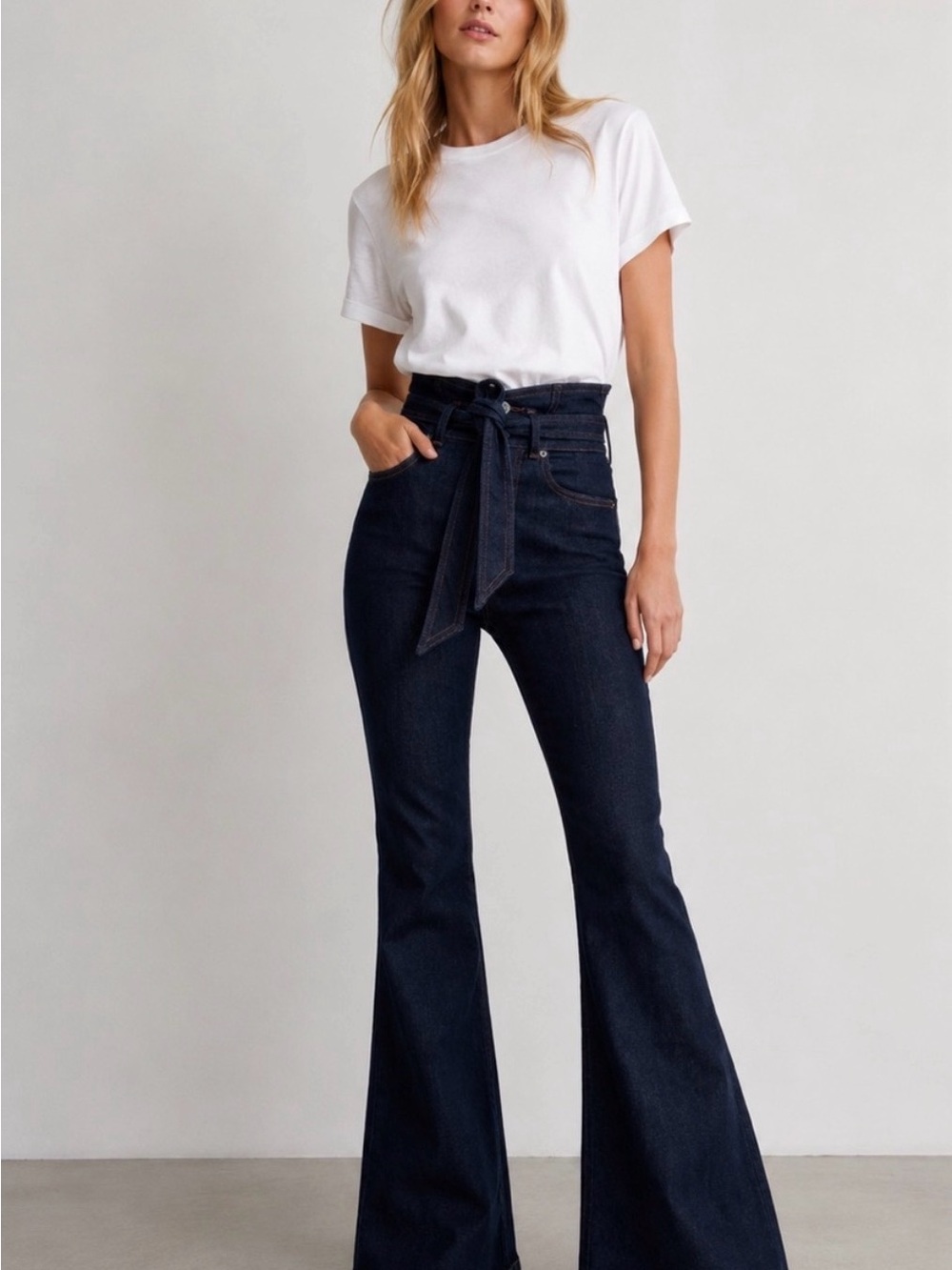 Veronica beard Sheridan 26 exaggerated flare high-Waist Jeans with Waist Tie